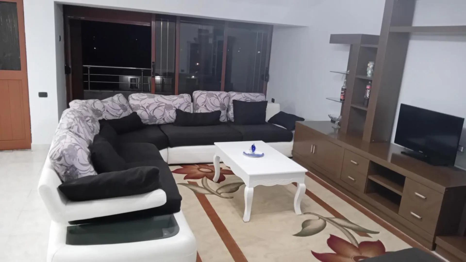 Villa Vlore Vini